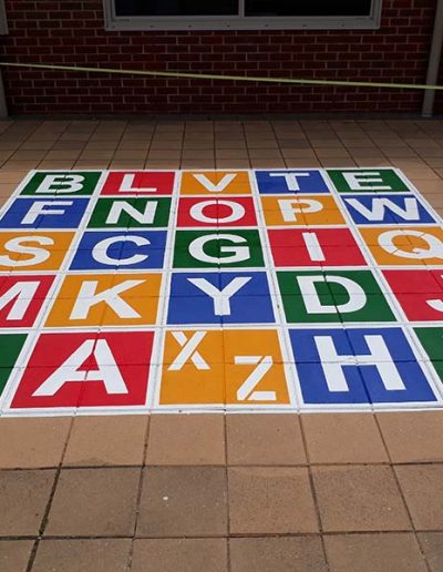 The Large Jumpa Word is a fun jumping game that teaches the children spelling.